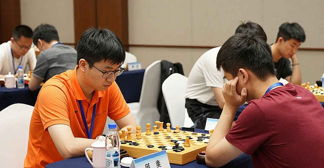 FIDE सर्वे: चार में से तीन महिला खिलाड़ियों ने भेदभाव या उत्पीड़न बताया, पर सैंपल साइज़ और सर्वे की तारीख़ अब भी दर्ज नहीं FIDE सर्वे: चार में से तीन महिला खिलाड़ियों ने भेदभाव या उत्पीड़न बताया, पर सैंपल साइज़ और सर्वे की तारीख़ अब भी दर्ज नहीं